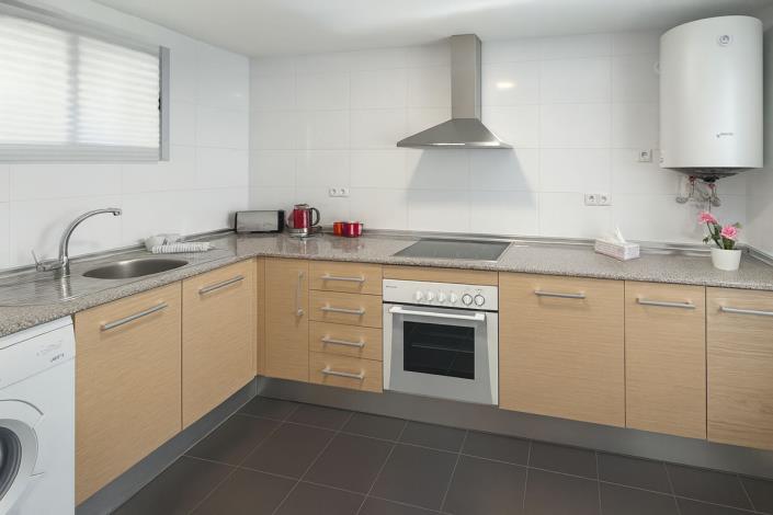 Image No.8-3 Bed Duplex for sale