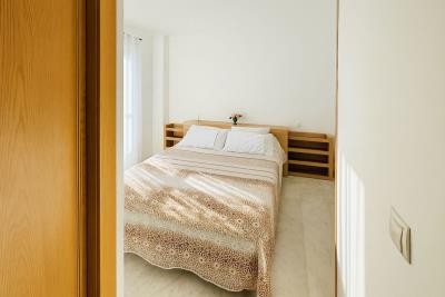 12-53013098fcab6c38b1379cd33298e050