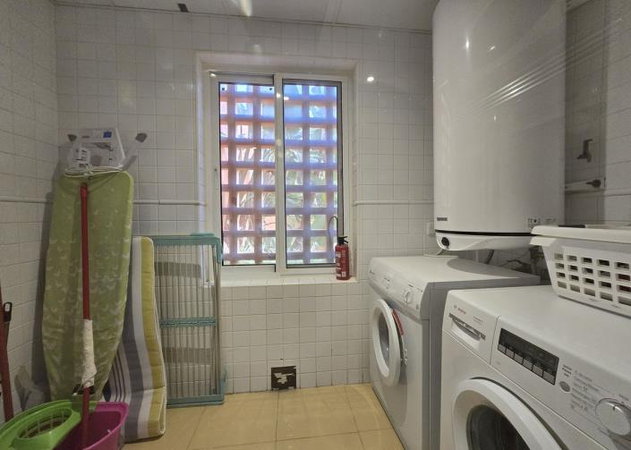 Image No.19-2 Bed Apartment for sale