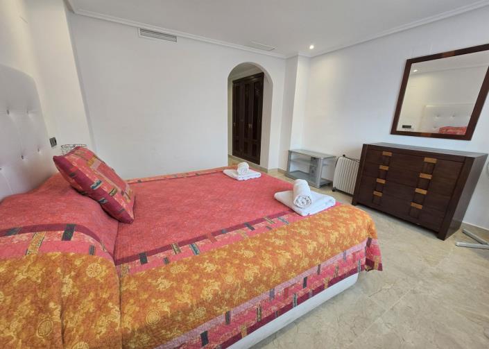 Image No.24-2 Bed Apartment for sale