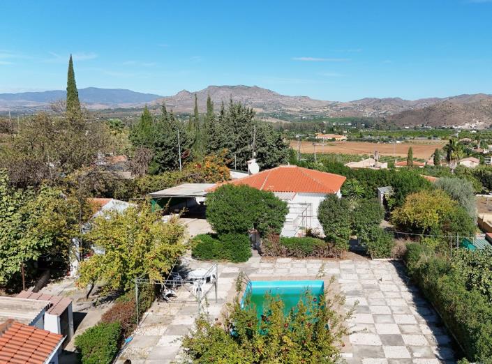 Image No.2-4 Bed Cortijo for sale