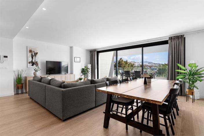 Image No.3-3 Bed Apartment for sale