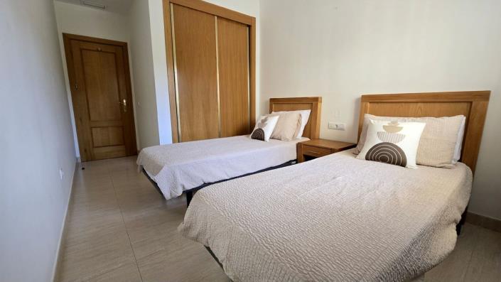 Image No.13-3 Bed Apartment for sale