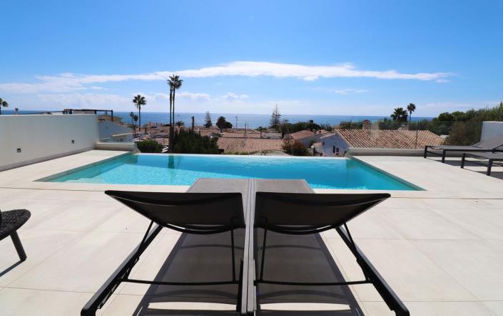 Image No.1-5 Bed Villa / Detached for sale