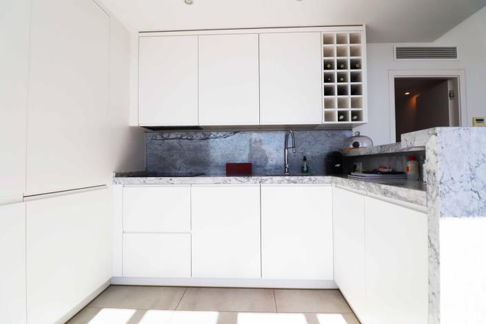 Image No.9-5 Bed Villa / Detached for sale