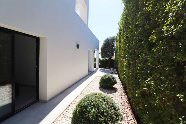 Image No.27-5 Bed Villa / Detached for sale