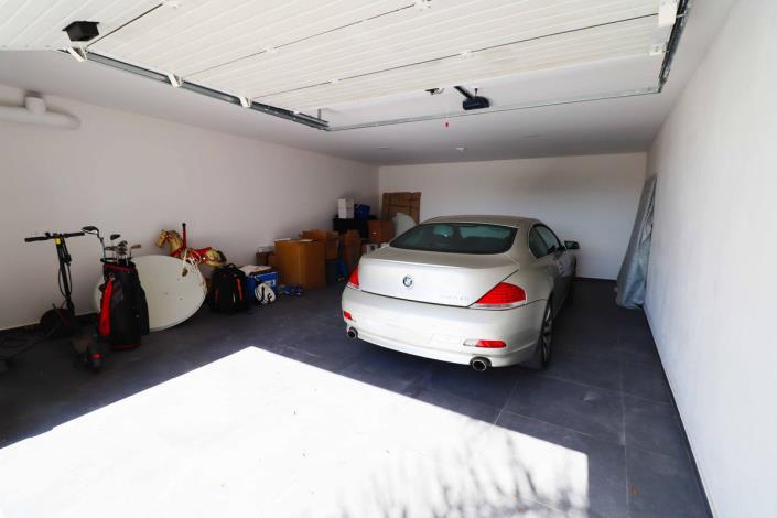 Image No.29-5 Bed Villa / Detached for sale