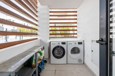 Image No.25-3 Bed Townhouse for sale