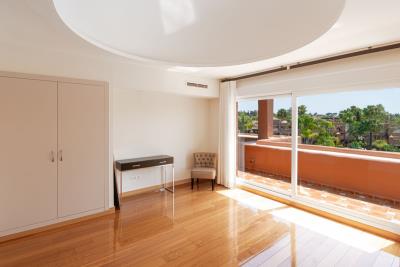 12-53013098fcab6c38b1379cd33298e050