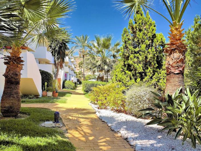 Image No.30-3 Bed Apartment for sale