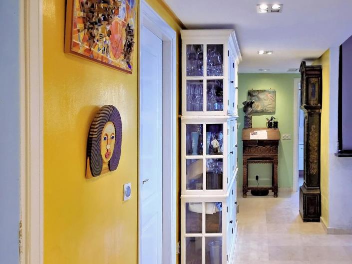 Image No.33-3 Bed Apartment for sale