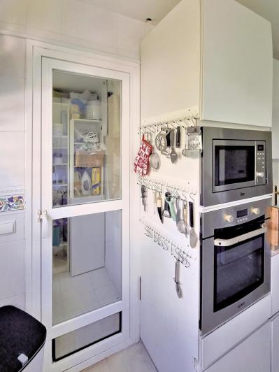 Image No.40-3 Bed Apartment for sale