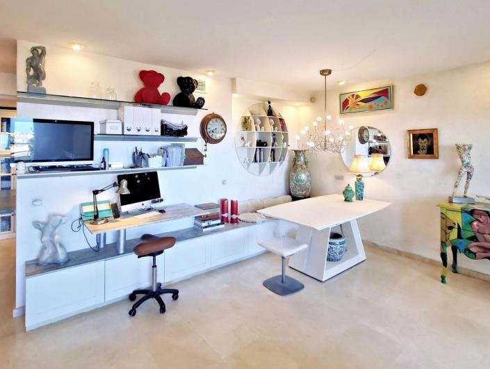 Image No.50-3 Bed Apartment for sale