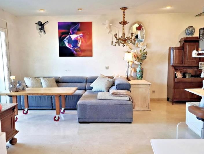 Image No.55-3 Bed Apartment for sale