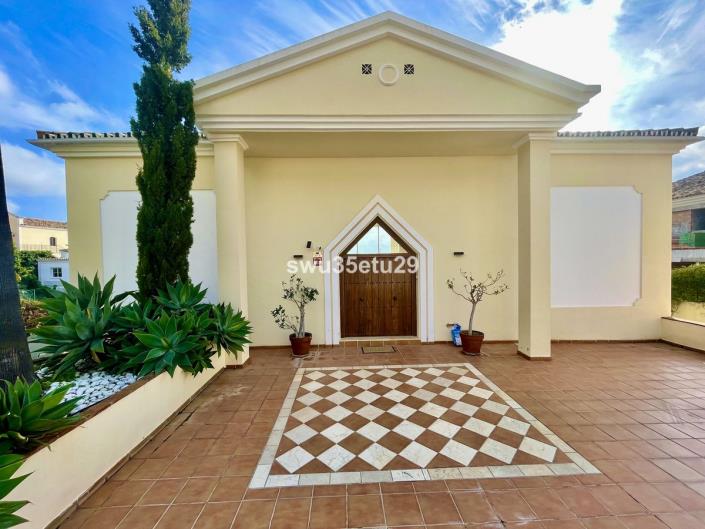 Image No.3-3 Bed Villa / Detached for sale