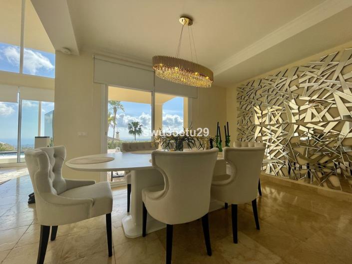 Image No.12-3 Bed Villa / Detached for sale