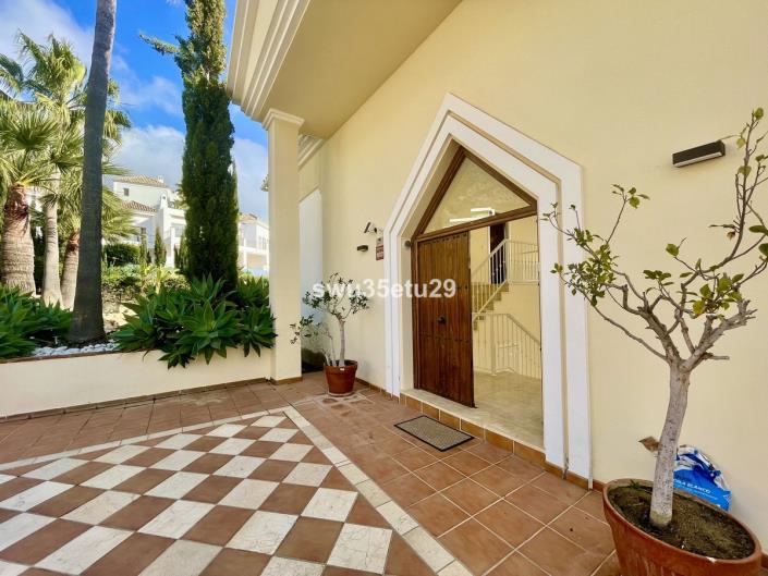 Image No.13-3 Bed Villa / Detached for sale