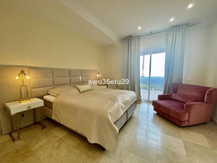 Image No.22-3 Bed Villa / Detached for sale