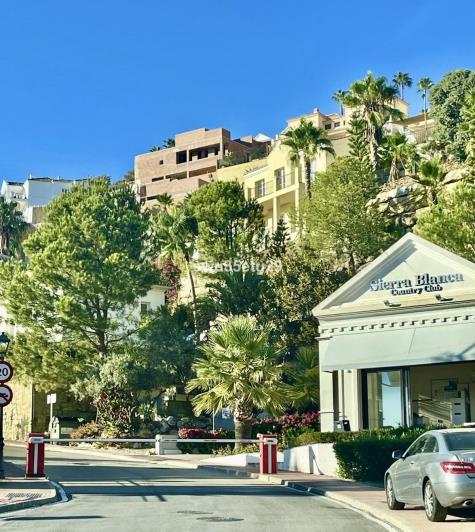 Image No.26-3 Bed Villa / Detached for sale