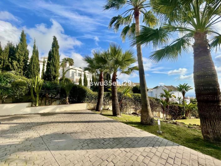 Image No.28-3 Bed Villa / Detached for sale