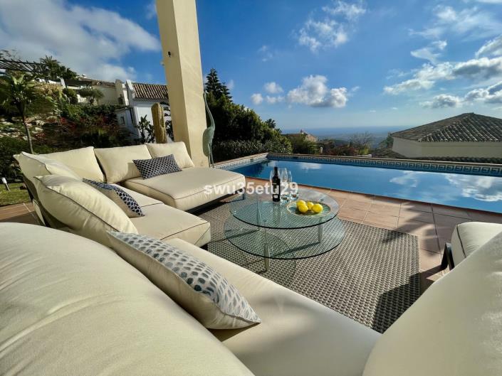 Image No.31-3 Bed Villa / Detached for sale