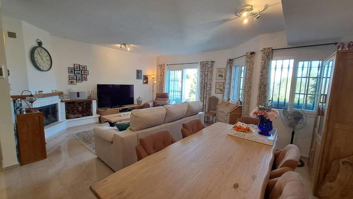 Image No.8-4 Bed Townhouse for sale