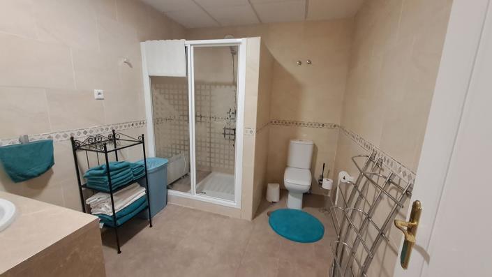 Image No.12-4 Bed Townhouse for sale