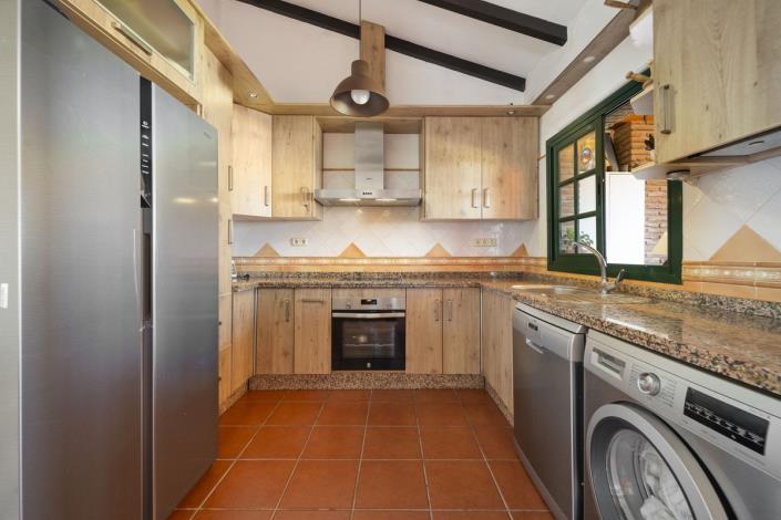 Image No.12-5 Bed Villa / Detached for sale