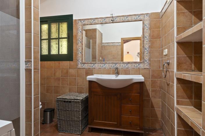 Image No.26-5 Bed Villa / Detached for sale