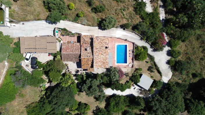 Image No.35-5 Bed Villa / Detached for sale