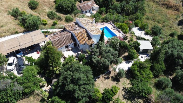 Image No.36-5 Bed Villa / Detached for sale