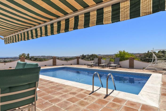 Image No.44-5 Bed Villa / Detached for sale