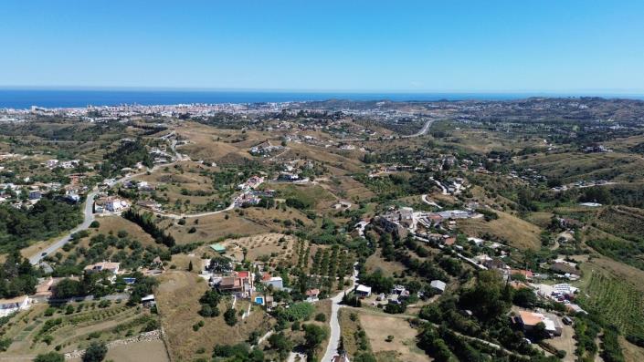 Image No.54-5 Bed Villa / Detached for sale