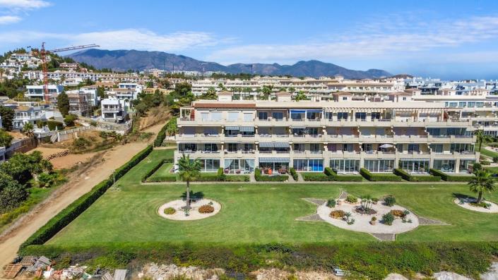 Image No.4-3 Bed Apartment for sale