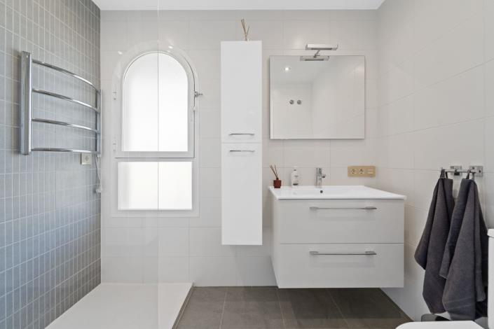 Image No.15-3 Bed Apartment for sale