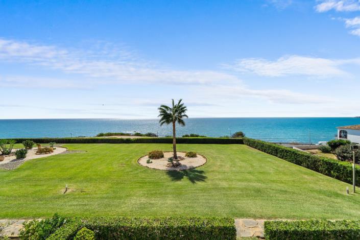 Image No.19-3 Bed Apartment for sale