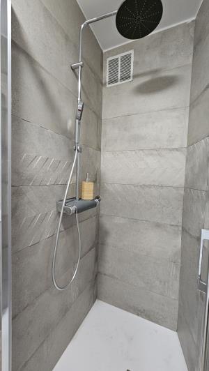 Image No.17-3 Bed Apartment for sale