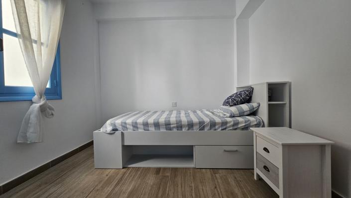 Image No.18-3 Bed Apartment for sale