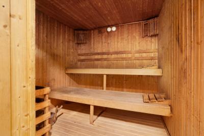 9-467d0cee5b725f3ef65f102a0c2e69c0