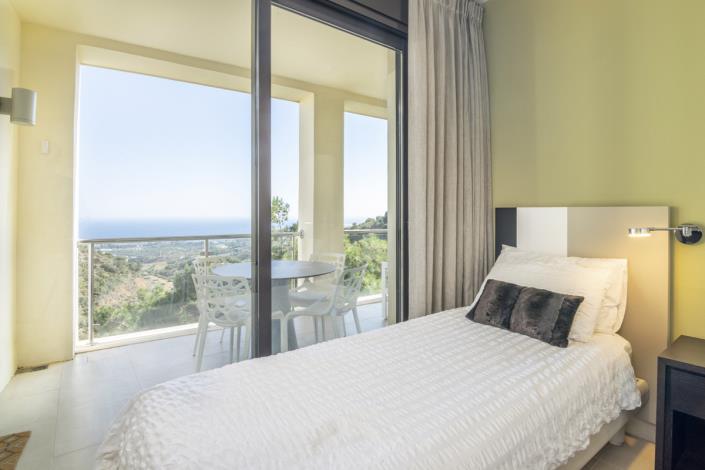 Image No.35-2 Bed Apartment for sale