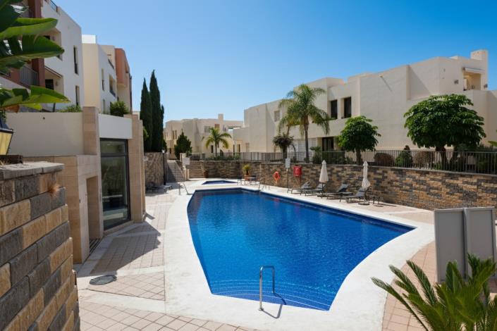 Image No.37-2 Bed Apartment for sale