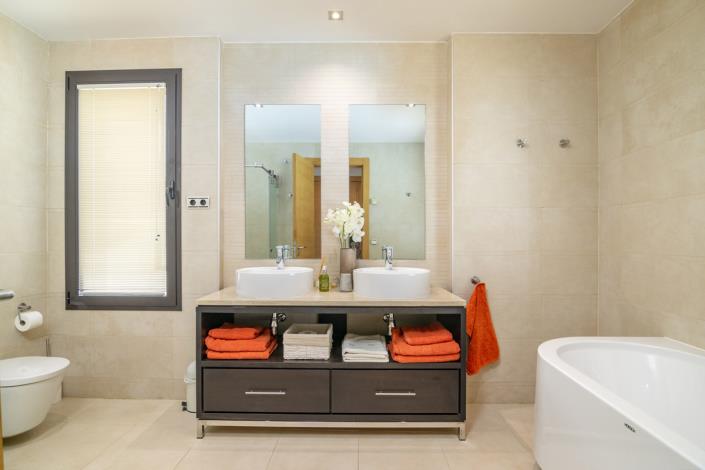 Image No.44-2 Bed Apartment for sale