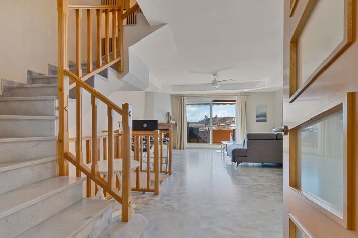 Image No.13-3 Bed Townhouse for sale