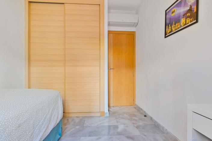 Image No.22-3 Bed Townhouse for sale