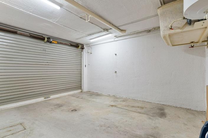 Image No.28-3 Bed Townhouse for sale