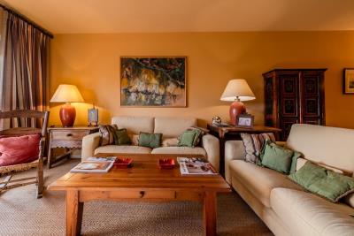 4-498bdfab4a7fcf25df40c2176acd63a0