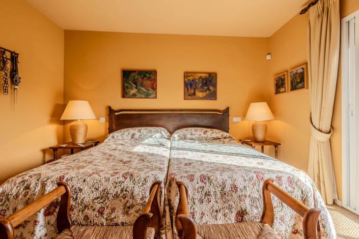 Image No.12-3 Bed Apartment for sale