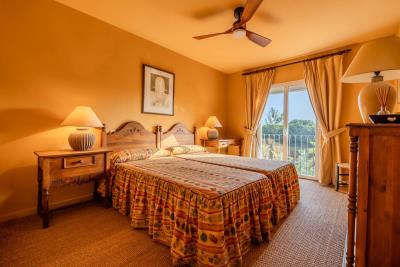 15-e65d437abef3cdae9b514eeeb695a8b9