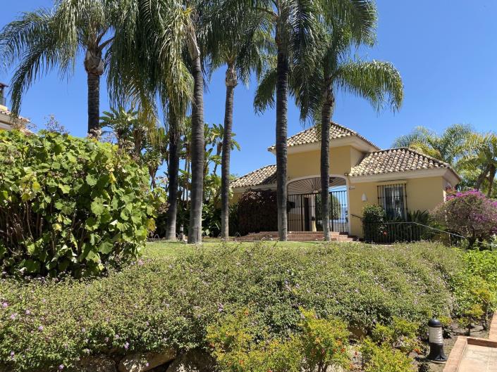 Image No.23-3 Bed Apartment for sale