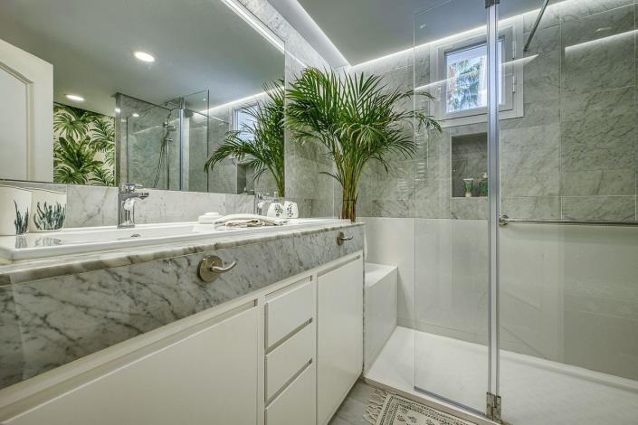 Image No.28-4 Bed Duplex for sale